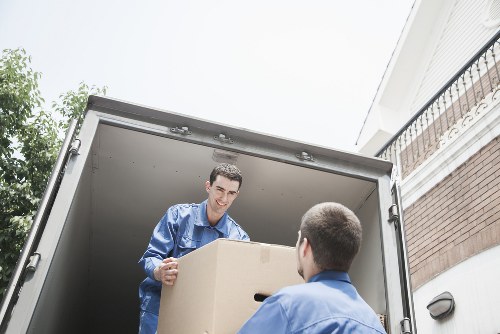 Flexible Pimlico removal van service for modern moving needs